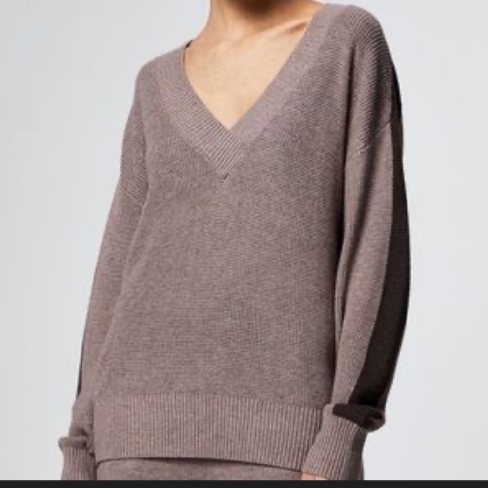 Varley Hadley Knit Women's V-Neck Sweater in Taupe Wool Blend